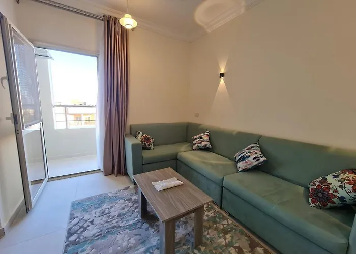 Apartmanhotel Star House Gurdaka